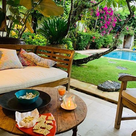 Villa Kunang Seminyak Exterior foto
